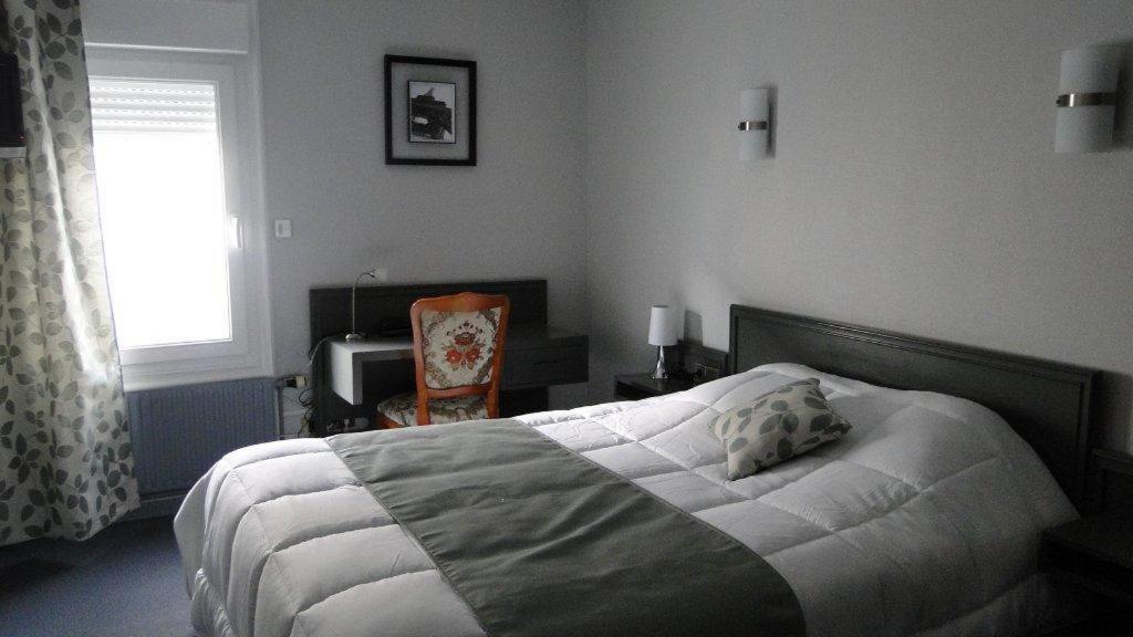 Hotel Le Saint Sébastien Blendecques Habitación foto